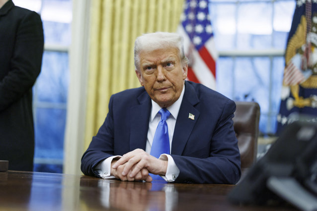 Administraţia Trump concediază jumătate din „detectivii de boli" ai Americii