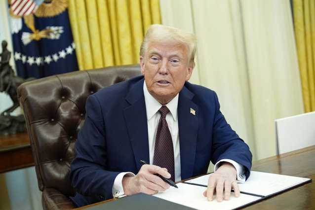 Donald Trump va semna un ordin care va stabili că engleza este limbă oficială a SUA