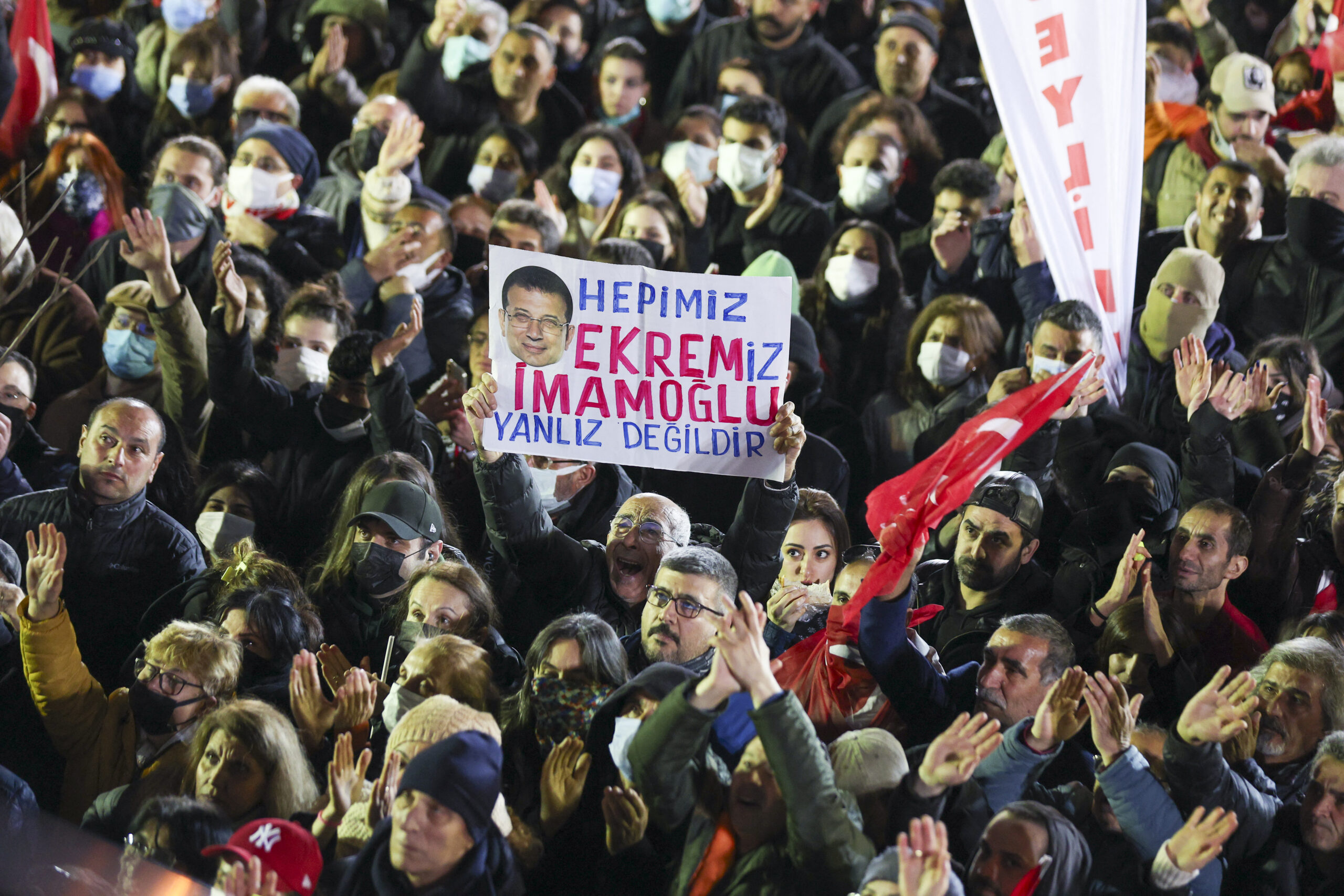 15 milioane de turci au votat în cadrul alegerilor primare simbolice ale opoziției