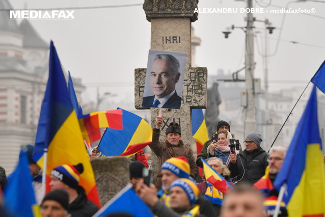 Călin Georgescu a ajuns la mitingul din Bucureşti. Ce mesaj a transmis