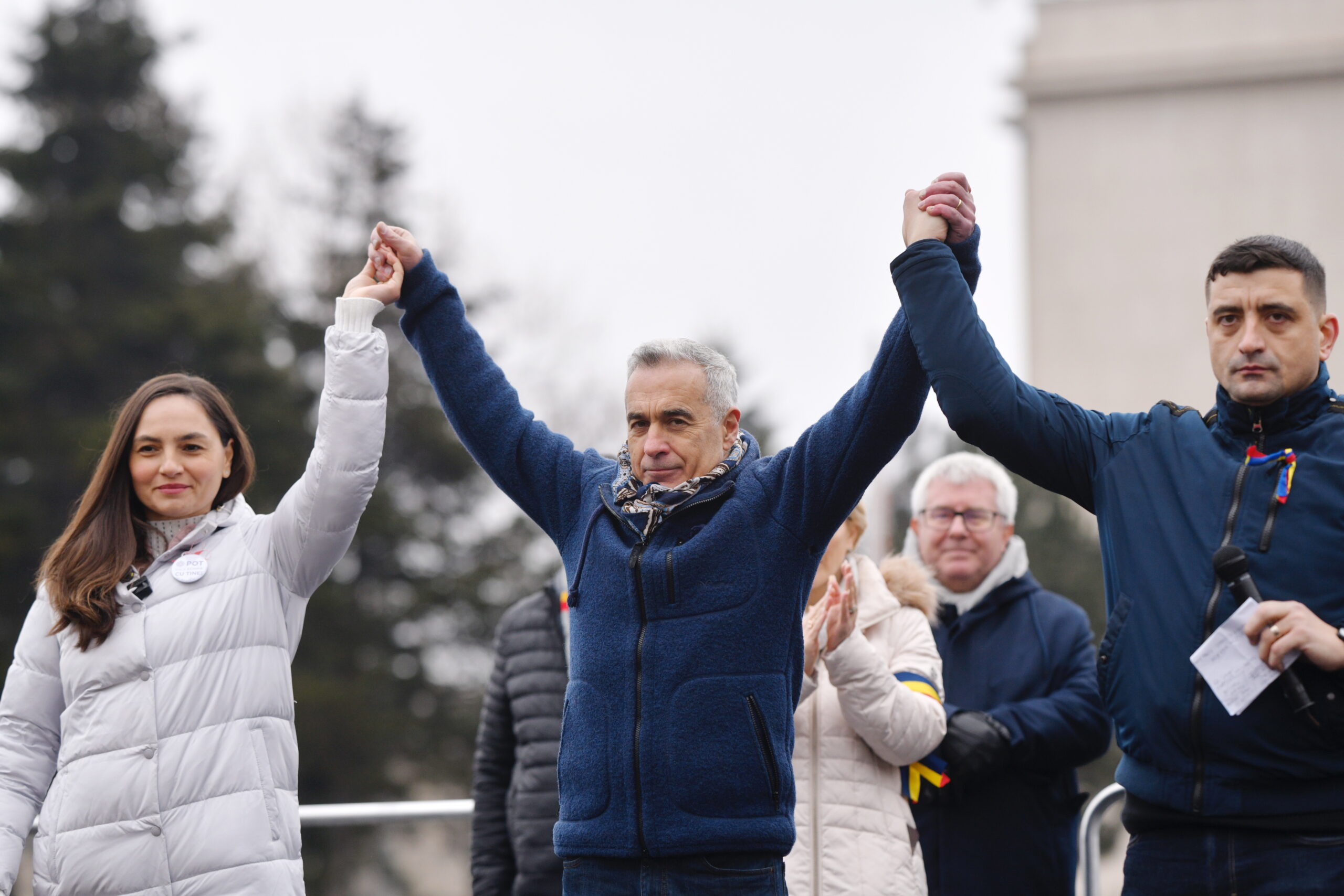 Călin Georgescu s-a întâlnit cu liderii partidelor AUR şi POT. Ce le-au transmis aceștia susținătorilor