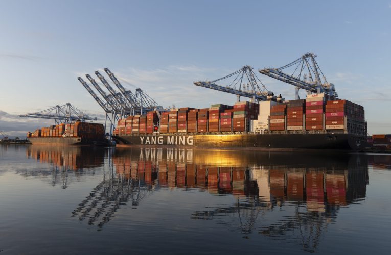 China afirmă că evaluează o propunere americană de negocieri comerciale, dar dorește eliminarea tarifelor