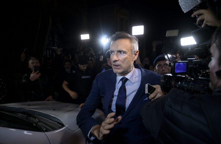 Florian Coldea, despre fotografiile publicate de Elena Lasconi: Mă delimitez de această acțiune