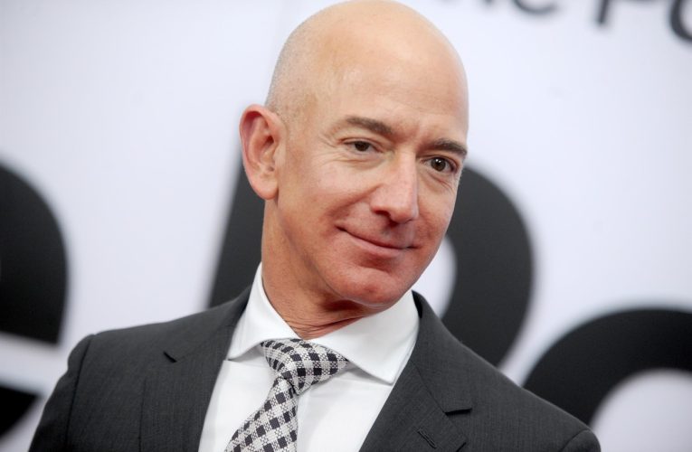 Jeff Bezos intenționează să vândă acțiuni Amazon în valoare de până la 4,75 miliarde de dolari