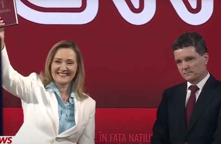 Nicușor Dan, despre momentul în care Lasconi l-a pus să jure: Biblia e un obiect de credință