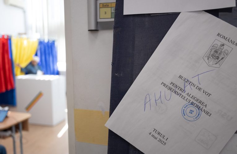 Rezultate Alegeri prezidențiale 2025. 94,6% din secții numărate. Simion 39,9%. Antonescu 20,9%. Nicușor Dan 20,1%. Cursă pe muchie de cu