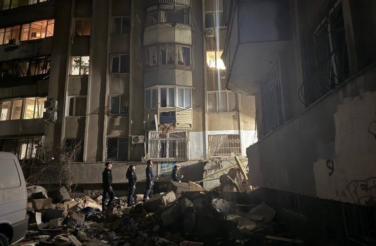 Un atac cu drone ruseşti a avariat locuinţe şi infrastructură în Odesa