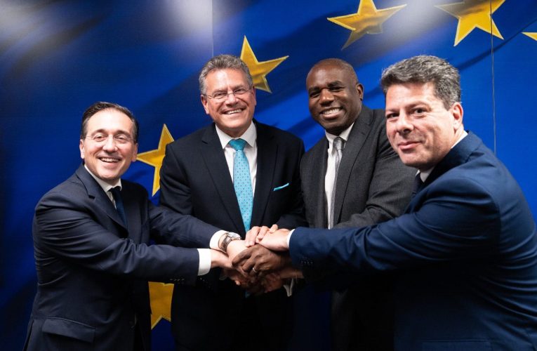 Ce prevede acordul dintre UE și Marea Britanie? Impactul politicii externe asupra simplilor cetățeni, dar și a economiei din orașul-port