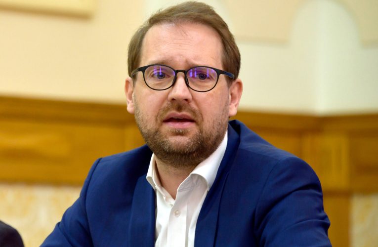 Dominic Fritz critică propunerea privind taxa de solidaritate: solidaritate cu cine? Cu un stat supraponderal?
