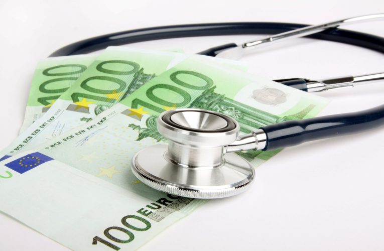 Patru doctorițe reținute la Craiova: au furat aproape 1 milion de lei prin gărzile fictive