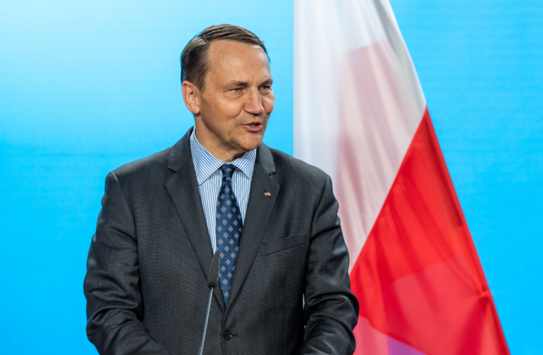 Politica e mai grea decât credeai, uriașule! Cum l-a ironizat Ministrul de Externe al Poloniei pe Elon Musk