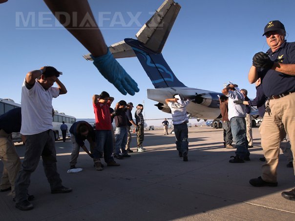 Raidurile împotriva imigranților din SUA lasă fermele din California fără forță de muncă