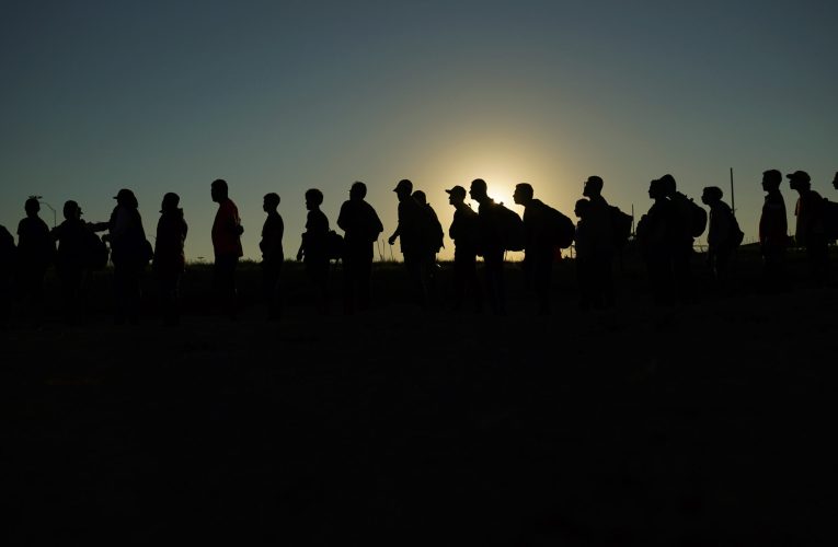 UNHCR: Un om din 67 la nivel global este strămutat forţat