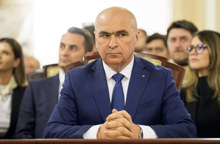 De la TVA la impozitul pe dividende și rovinietă. Ce măsuri fiscale majore pregătește guvernul Bolojan de la 1 august – Surse