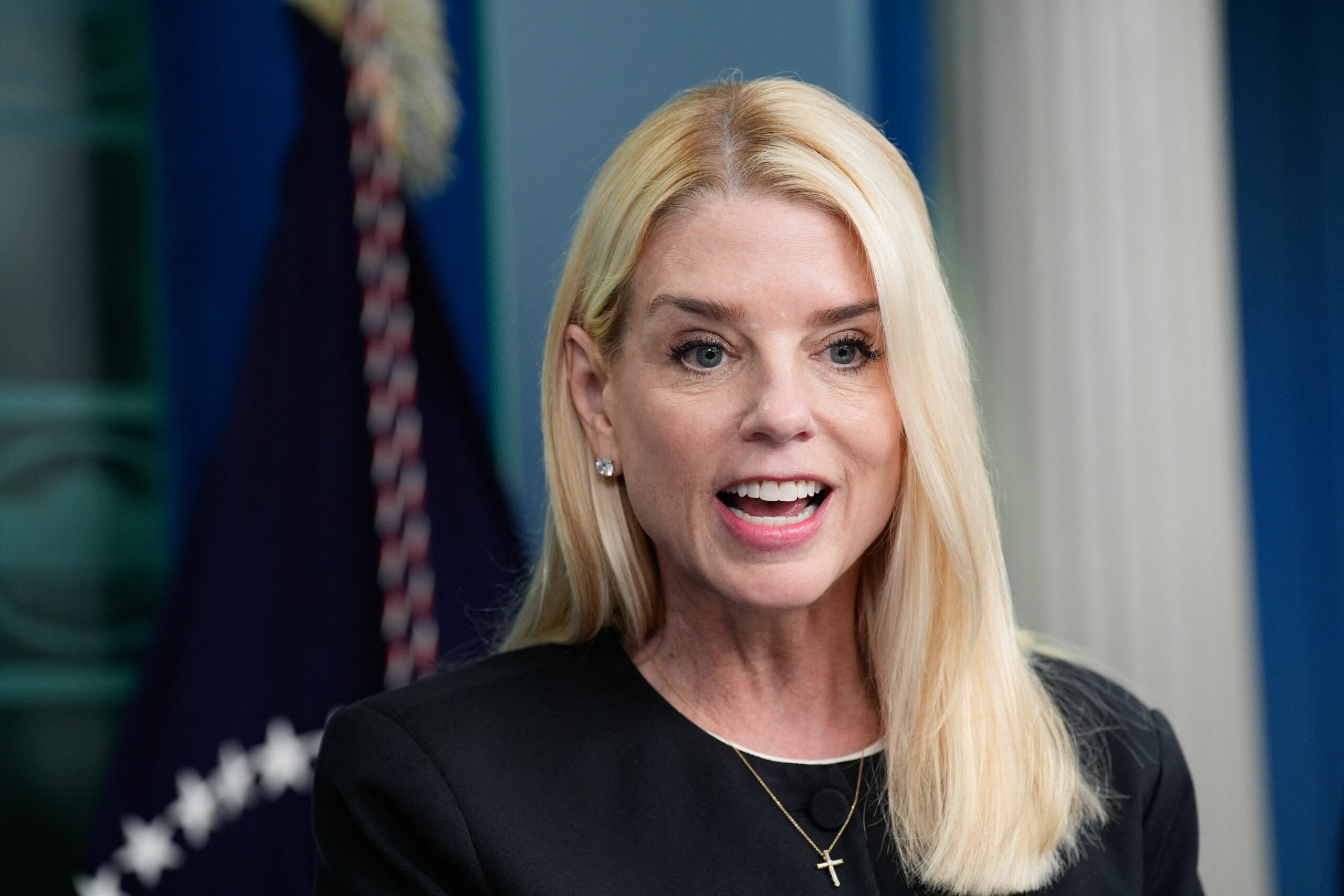Demiteri în Departamentul de Justiție: Pam Bondi concediază noi angajați ai echipei Jack Smith
