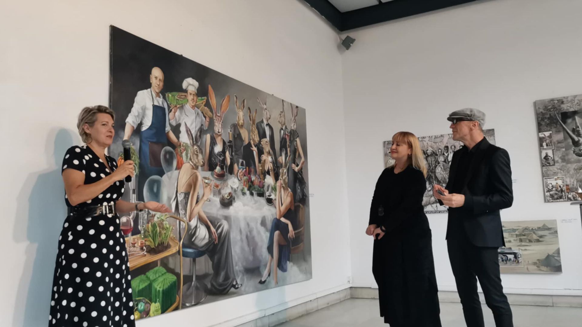Expoziția de pictură „Data Mundi [error 500]” – o critică a societății digitale, la Timișoara