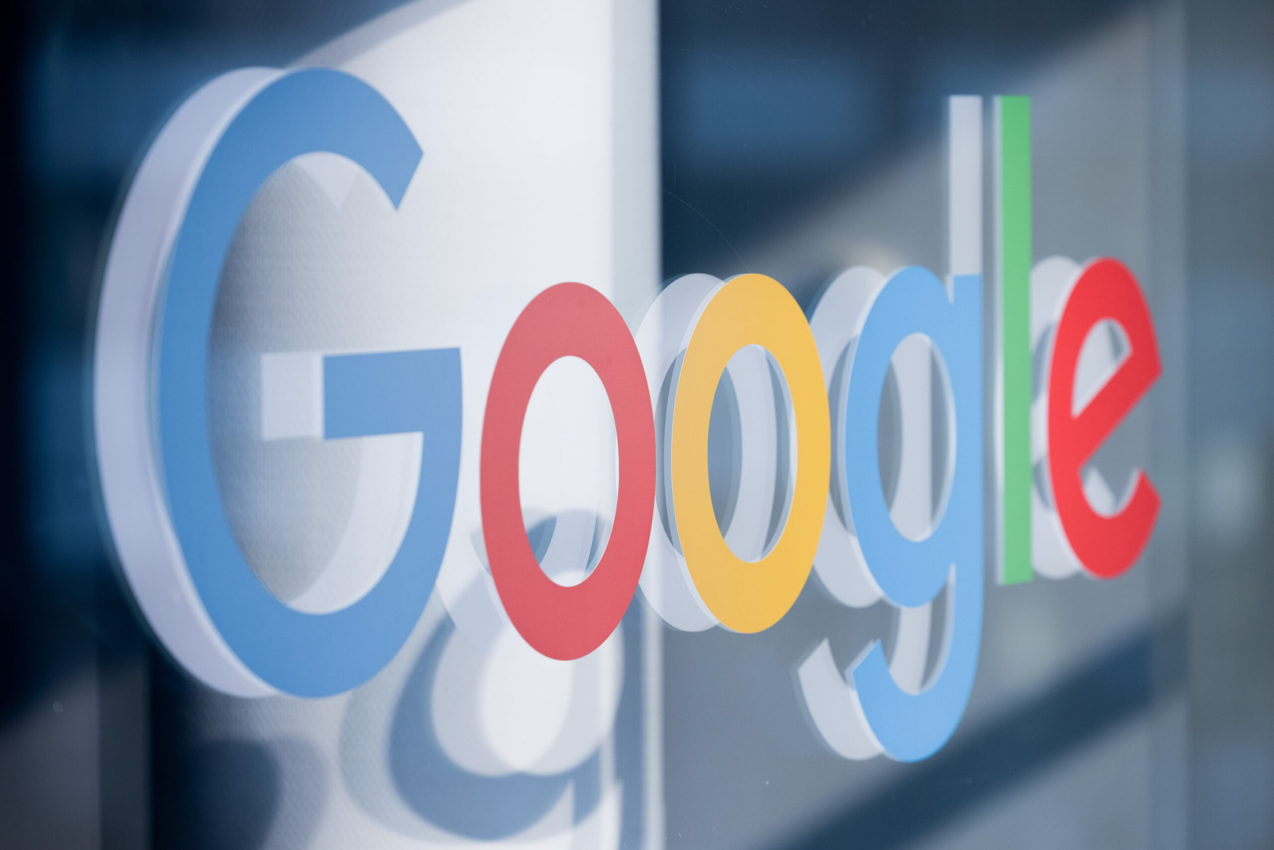 Google își subestimează emisiile de carbon. Obiectivul său măreț se duce în direcția opusă