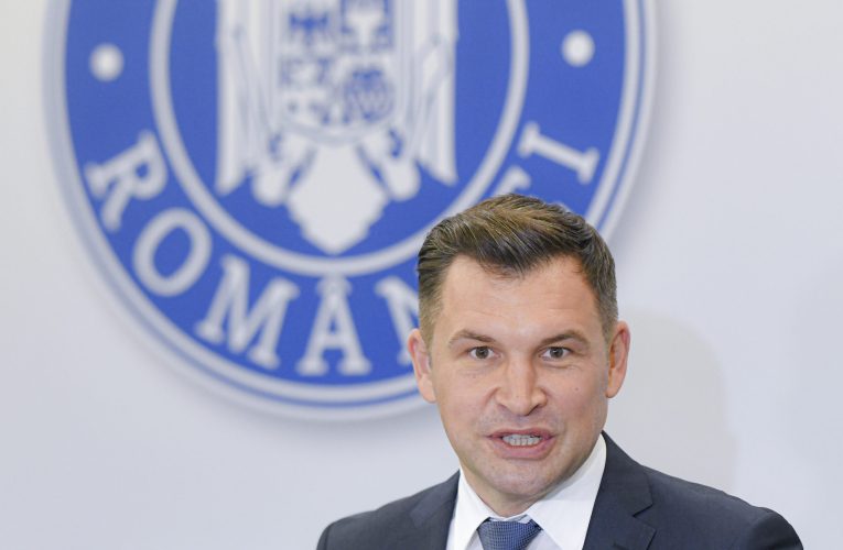 Ionuț Stroe începe o campanie online împotriva mesajelor transmise de frații Tate