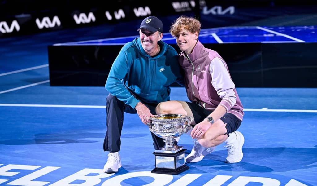 Jannik Sinner și Darren Cahill vor continua colaborarea și în 2026