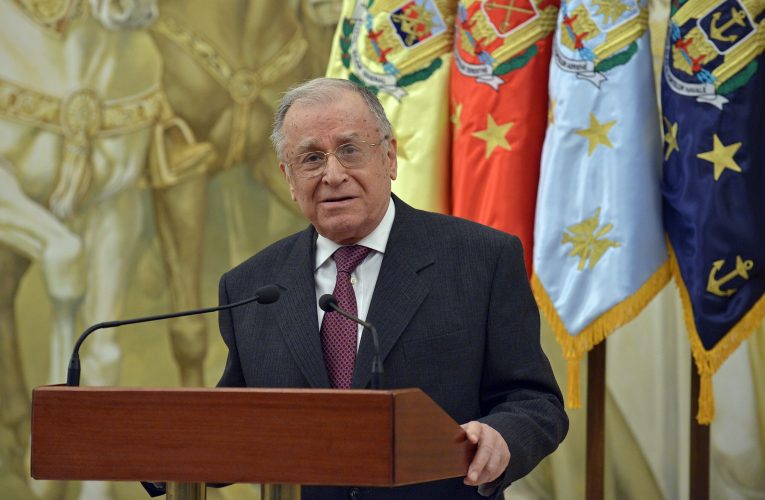 Medici, despre starea lui Ion Iliescu: Tendință de somnolență și slăbiciune