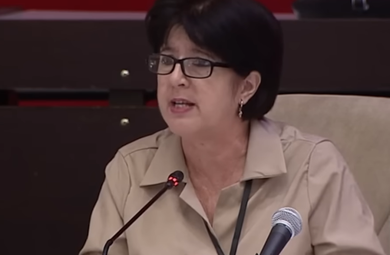 Ministra cubaneză a Muncii demisionează după ce a afirmat că în Cuba nu există cerșetori