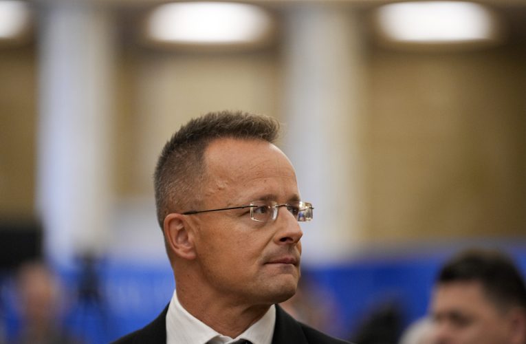 Ministrul ungar de Externe critică acordul UE-SUA: „Este nevoie urgentă de schimbarea conducerii”