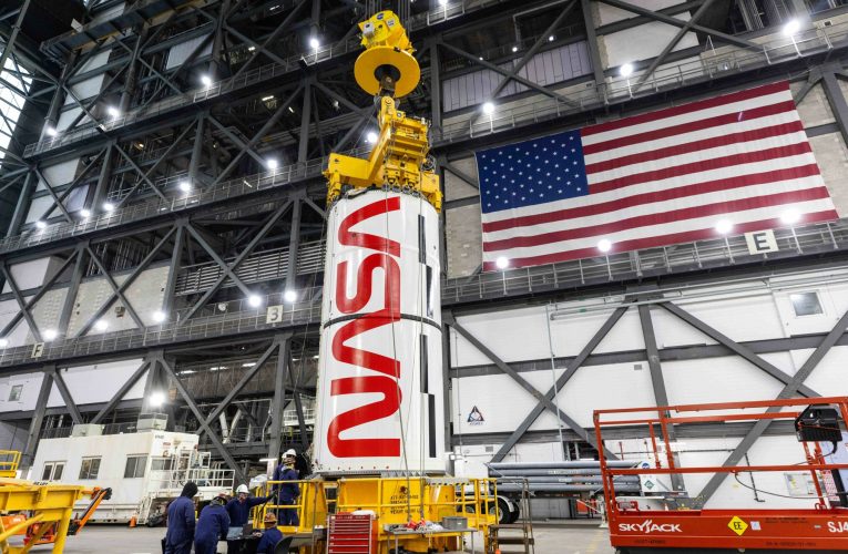 NASA concediază mii de angajați ca urmare a campaniei lui Trump privind reducerea cheltuielilor
