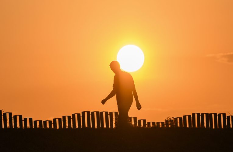 Peste 4.500 de decese prognozate în următoarele trei zile în Europa, din cauza căldurii