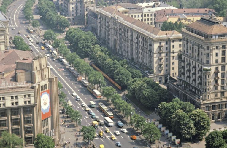 Războiul din Ucraina, ziua 1.251: 5 răniți în atacul asupra Kievului, Trump și Starmer se întâlnesc azi în Scoția pentru a discuta despre Ucraina