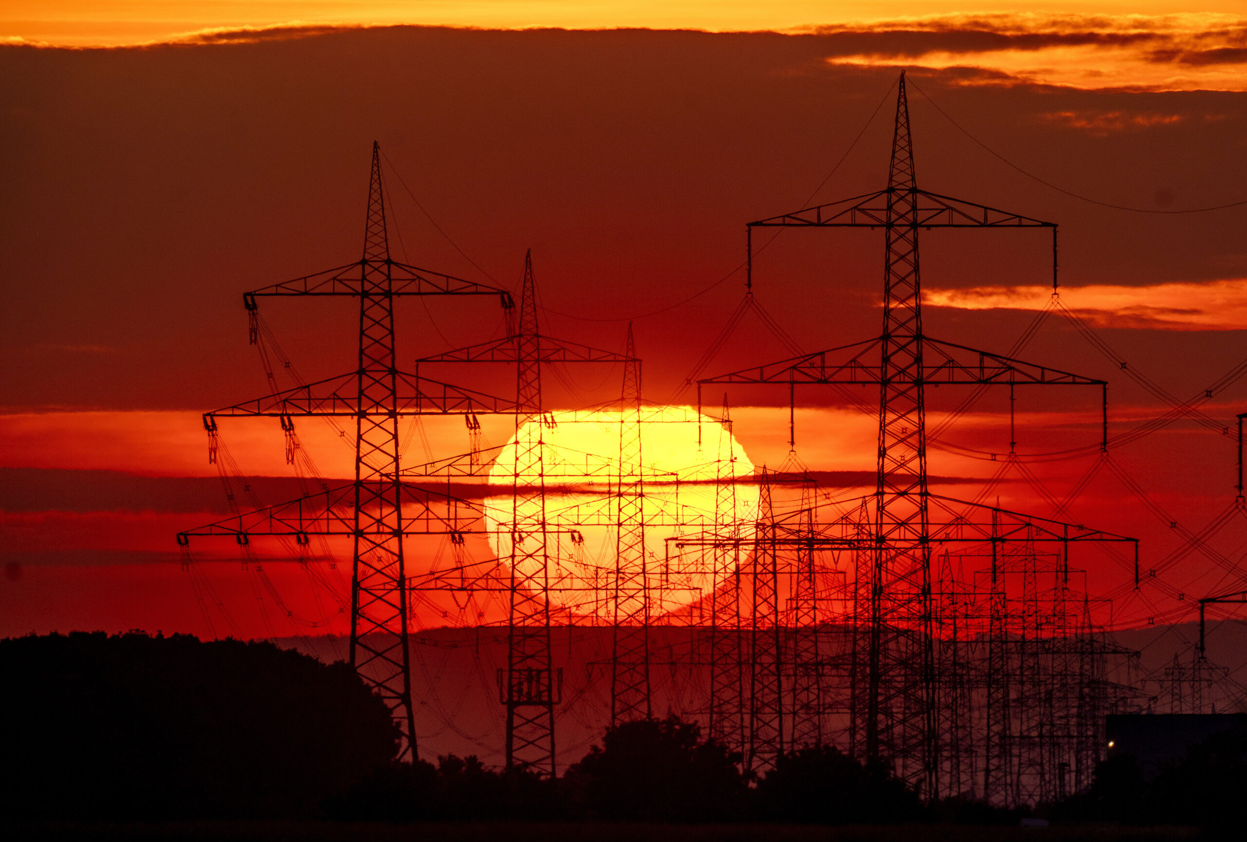 România aproape să aibă al patrulea cel mai mare preț la energie electrică din UE pentru populație