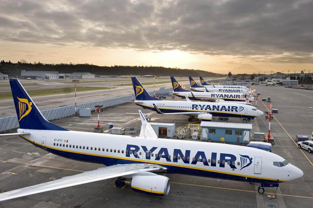 Ryanair va mări dimensiunea bagajului de mână cu 20%. De când se va implementa schimbarea