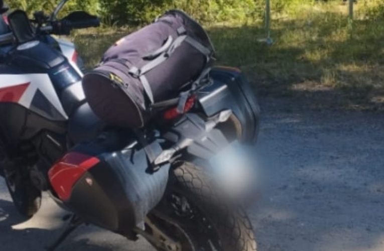 Un motociclist din Italia a murit, după ce a fost atacat de un urs pe Transfăgărășan
