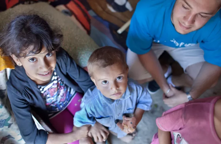 UNICEF: Scăderea vaccinării copiilor în Europa duce la riscuri tot mai mari de focare de rujeolă și tuse convulsivă