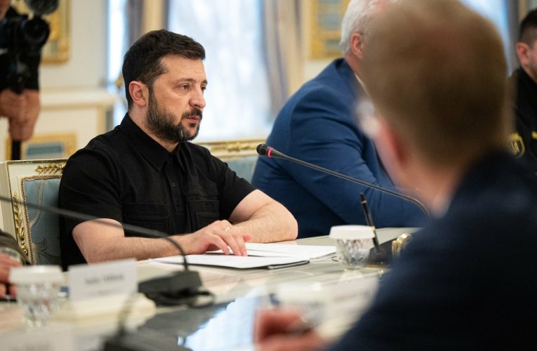 Zelenski anunță că Ucraina și Rusia reiau negocierile de pace miercuri la Istanbul