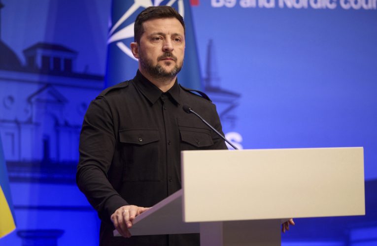 Zelenski promite un nou proiect de lege pentru a restabili independenţa agenţiilor anticorupţie