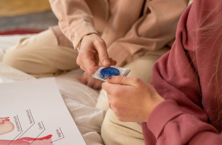 Acces mai ușor la informații despre sănătatea sexuală: Un nou proiect educațional vine în sprijinul adolescenților