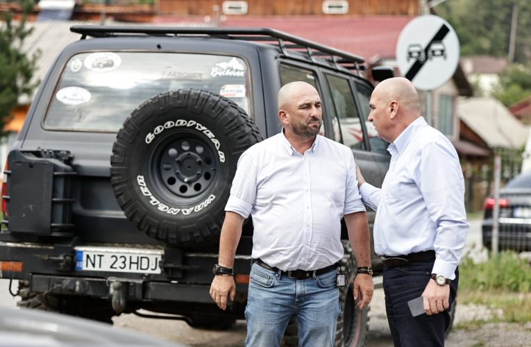 Adrian Veştea: Ilie Bolojan a fost ieri la Broșteni, nu a anunțat presa, nu a pus afișe