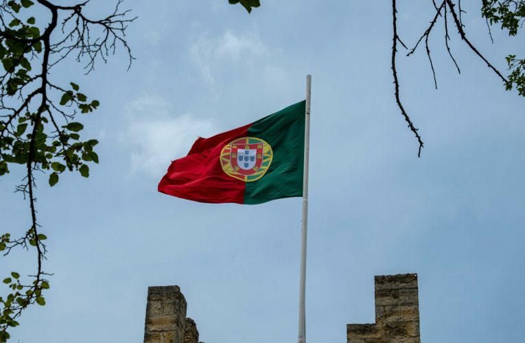Atenţionare pentru români: Portugalia în stare de alertă din cauza riscului extrem de incendii