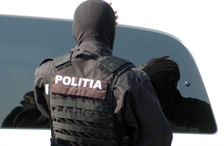 Buzău: Terenuri sub sechestru și popriri pe conturi bancare într-un dosar de evaziune de peste 3 milioane de lei