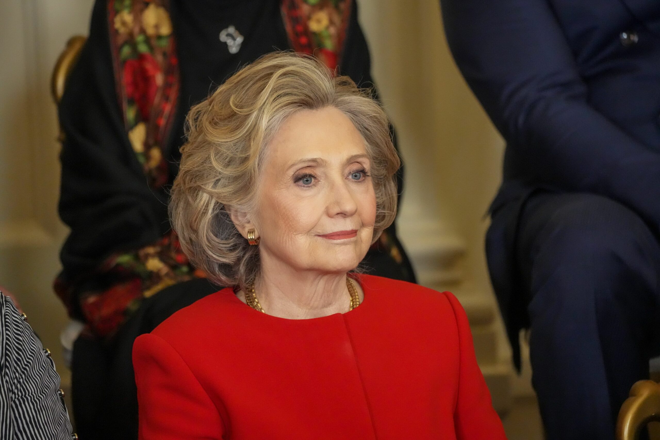 Clinton l-ar nominaliza pe Trump la Premiul Nobel dacă va ajuta la încheierea războiului din Ucraina