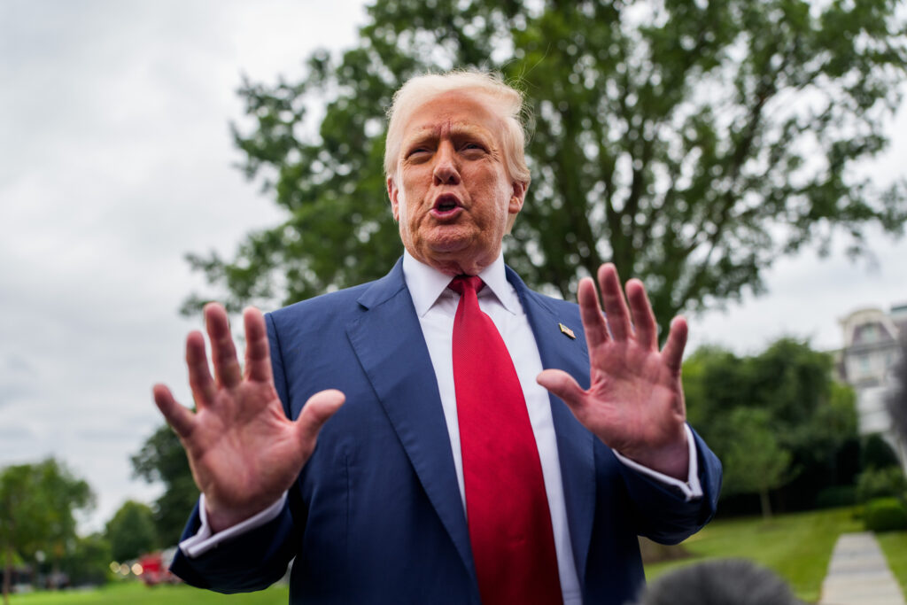 Consumatorii americani vor plăti prețul tarifelor lui Trump