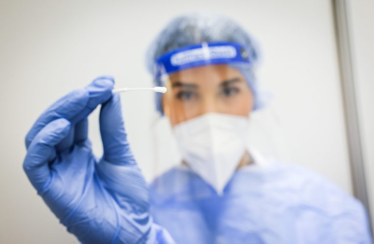 Creștere cu 87,2% a numărului de persoane infectate cu Covid în ultima săptămână
