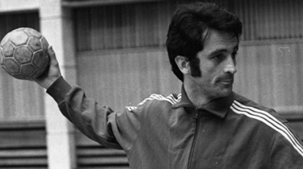 Cristian Gațu, „magicianul semicercului” și legenda handbalului românesc, împlinește 80 de ani