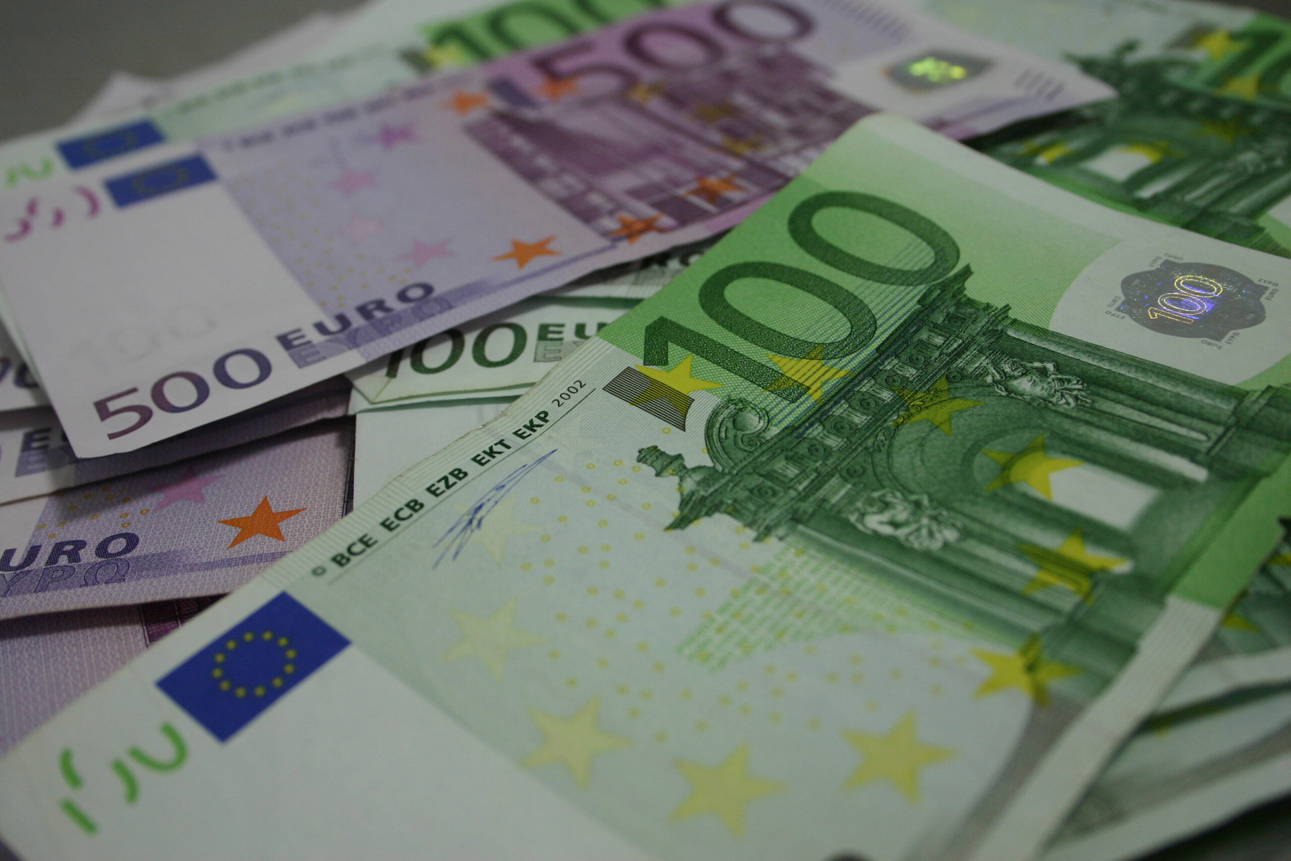 Deficitul de cont curent s-a adâncit cu 2,21 miliarde de euro în primele șase luni din 2025, față de prima jumătate a anului trecut