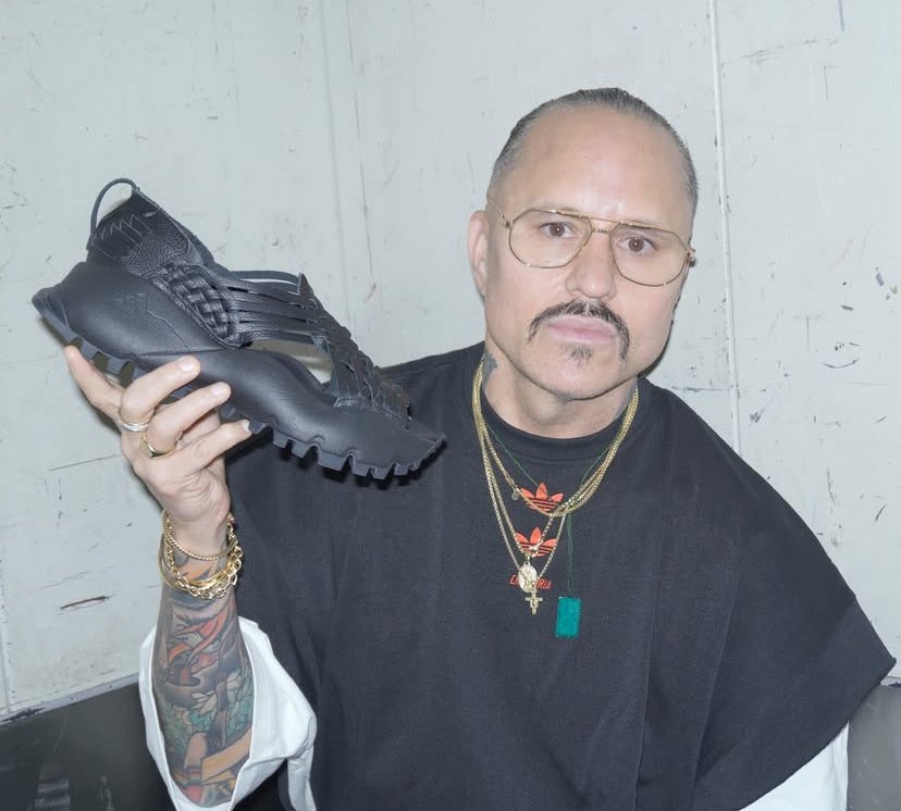 Designerul Adidas și-a cerut scuze pentru pantofii „împrumutați” din Mexic