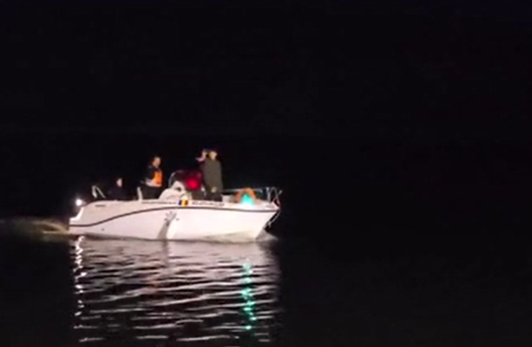 Două persoane surprinse de vijelie pe Lacul Snagov și-au pierdut viața