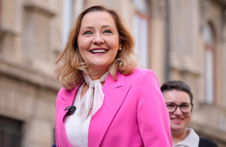Elena Lasconi către Bolojan: Măsurile de austeritate pot duce România la dictatură