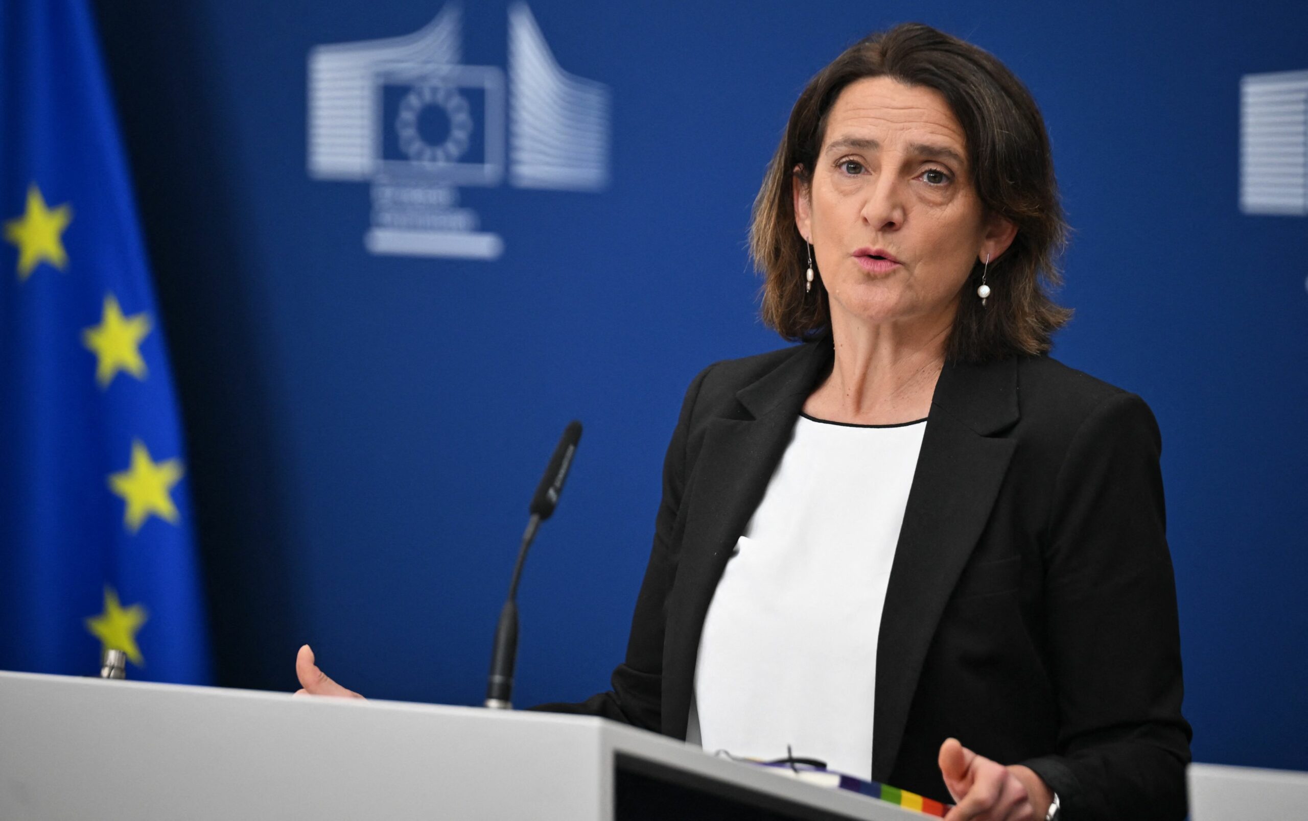 Europa și SUA, la un pas de conflict pe tema reglementărilor tehnologice. Ribera: „Nu putem fi supuși voinței unei țări terțe”