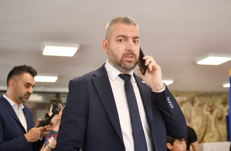 Fost candidat prezidențial, audiat după ce ar fi contactat un minor pentru relații intime