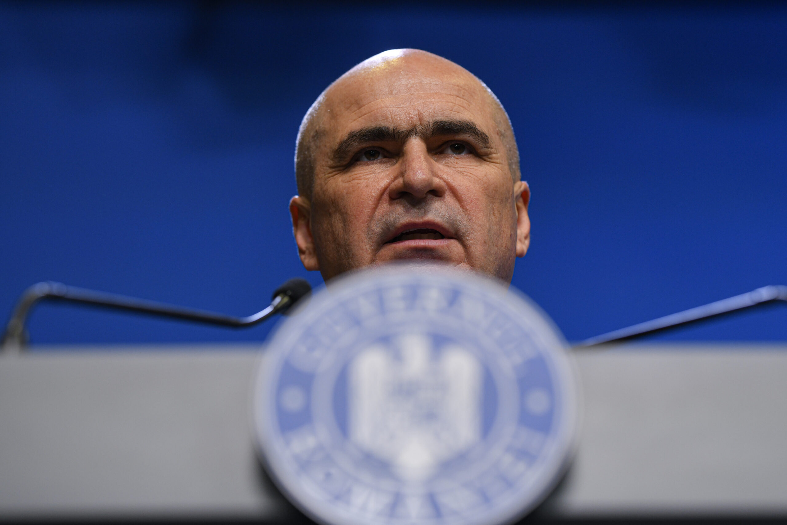 Guvernul Bolojan aprobă astăzi schimbări la Pilonul 2 de Pensii. Pensionarii nu vor mai putea retrage integral toți banii